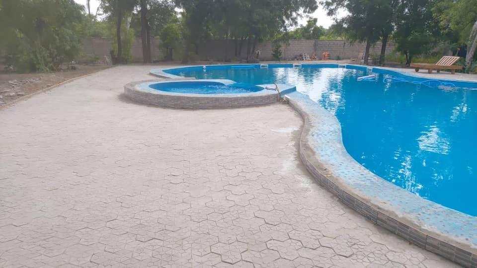 Les Fromagers Hotel Missirah Bagian luar foto