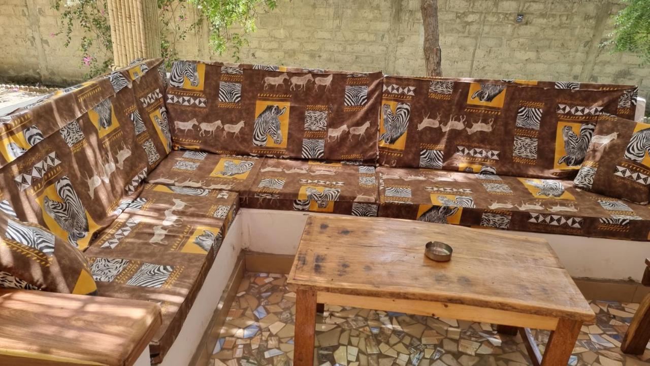 Les Fromagers Hotel Missirah Bagian luar foto