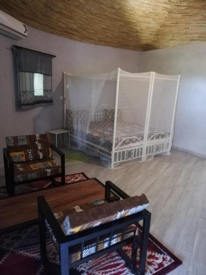 Les Fromagers Hotel Missirah Bagian luar foto
