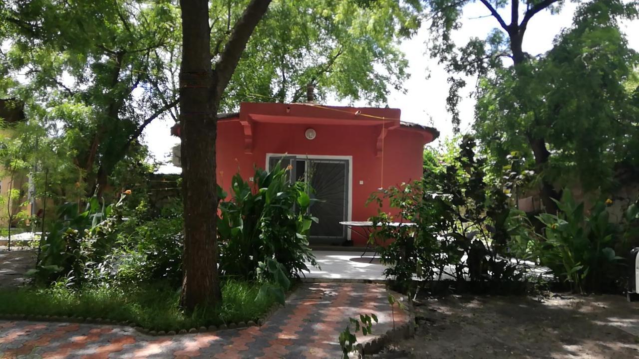 Les Fromagers Hotel Missirah Bagian luar foto
