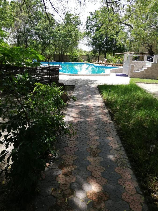 Les Fromagers Hotel Missirah Bagian luar foto
